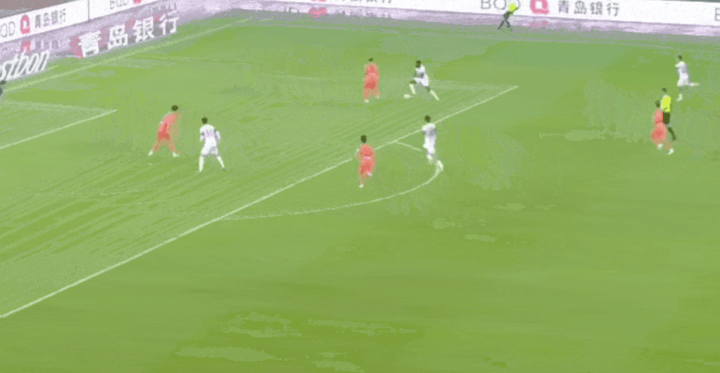 黑白直播-关于网球预选赛焦点战:泰山天狼队淘汰对手河套白虎队,外线火力全开。定海神针仍在的信息